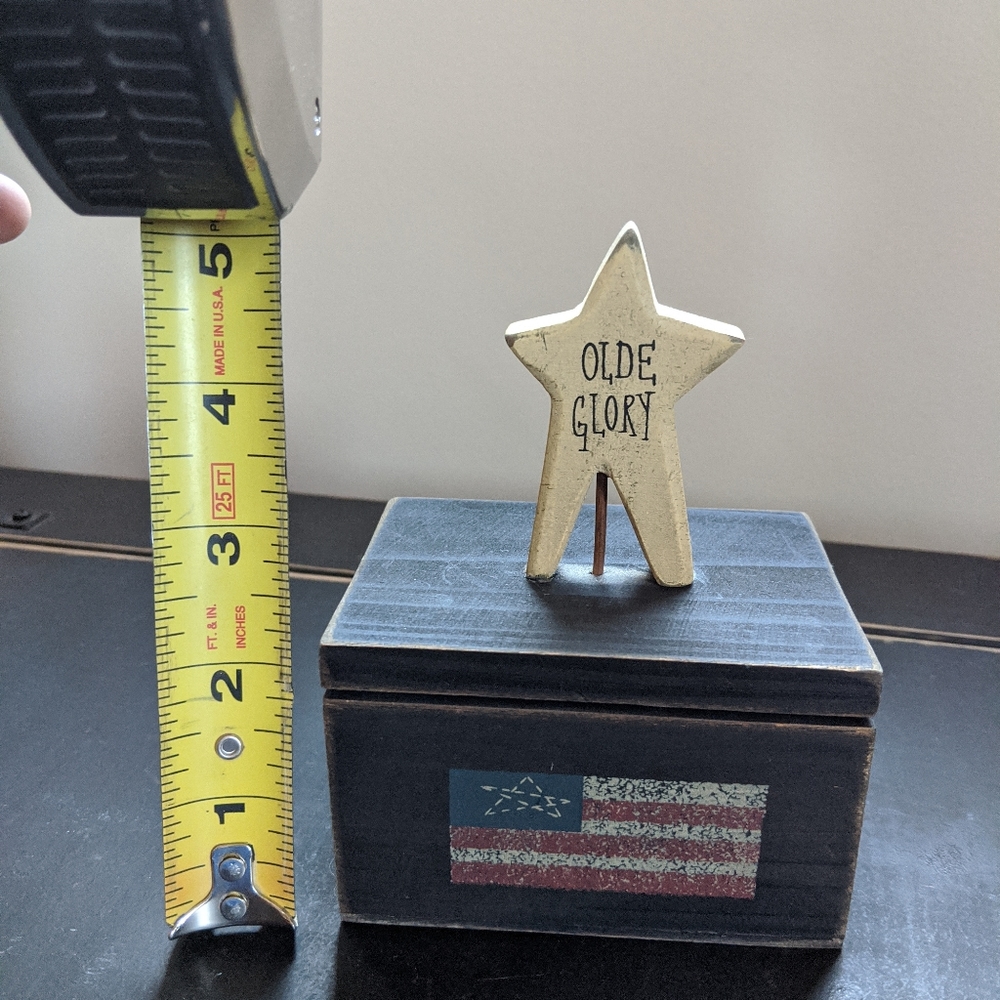 Patriotic Wooden Box - Picture 2 of 4